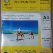 Papel fotografico adhesivo tamaño A4 en 14 usd o al cambio, el paquete trae 50 hojas ,135g/m2, tamaño A4, llamar o escri - Img 56973856