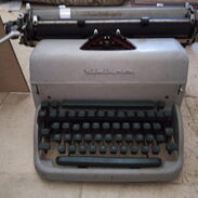 Maquina de escribir Remington - Img 45631086