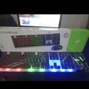 Teclado y Mouse. Juego. Luces LED. - Img 55829217