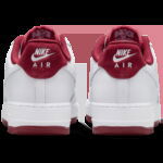 Zapatillas Nike Air Force 1 blancas con detalles en rojo burdeos - 2/2