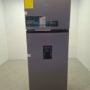 Refrigerador Hisense de 7.27cuft con dispensador de agua  400 usd - Img 57288381