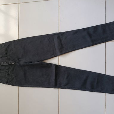 Ropa de uso y nueva en perfecto estado - 8/10