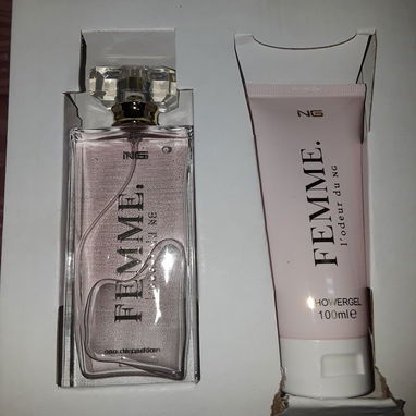 Perfumes originales Guess, Victoria's Secret, Versace, Christian Dior y otros - 9/10