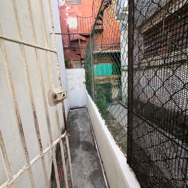 Se vende propiedad Independiente en el Vedado - Img 123242869