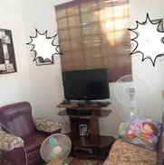 *$8500usd CON AJUSTE. En venta casa puerta de calle, independiente en Guanabacoa, cerca del Mikito. Consta  de: placa li - Img 49449036