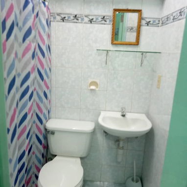 ⛱️🌊⚡️Casa de renta en Guanabo con respaldo energético muy cerca del mar🌊🌈/Alquiler de casa en Guanabo/House for rent - 10/10