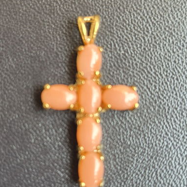 Crucifijo de Coral. - 8/10