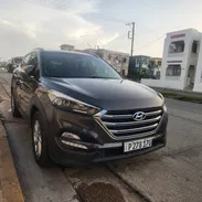 Vendo Hyundai Tucson Limited 2018 23mil usd soy el dueño esta en Playa 52830934 - Img 56549824