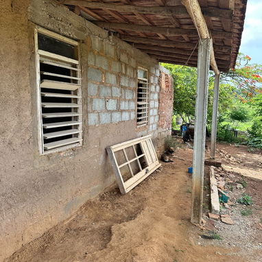 VENTA DE CASA CON TERRENO - 9/9