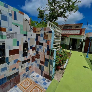 RENTA hostal de 3 habitaciones y piscina en la BELLA VARADERO con Qba Hostin 360 - 10/10