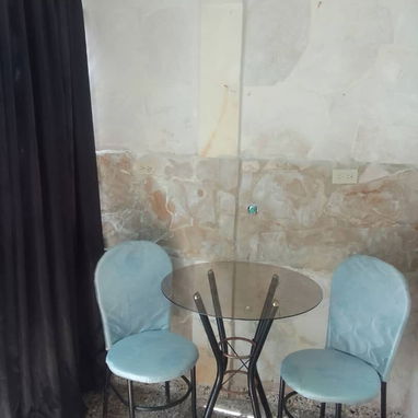 🏤⚡️🏊‍♂️Casa de renta con piscina con respaldo energético a Fe, municipio Playa, La Habana (5 habitaciones) - 8/10