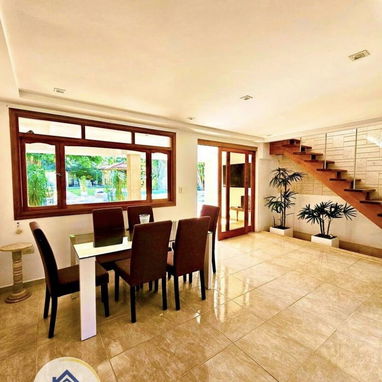 Hermosa Casa de Lujo con Piscina en Renta Siboney - 6/10