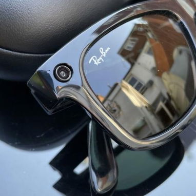 Ray- Ban Stories - 3/3