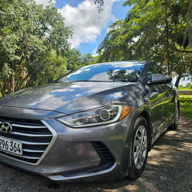 Hyundai Elantra - 2/8