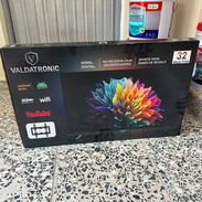 TV 32 pulgadas Valdatronic con cajita interna y base a la pared - Img 57039665