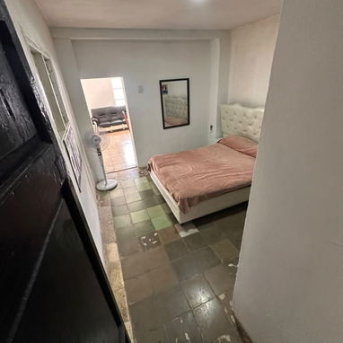 Biplanta independiente en el Cerro 🏡  A una cuadra de Vía Blanca - 7/10