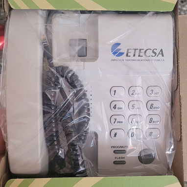 Teléfono fijo, nuevo en su caja 10 mil, 5-264-77 14 - Img 124521835