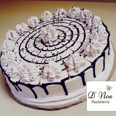 Cakes de panetela de vainilla y chocolate , pedidos con un d铆a de antelaci贸n,la mensajer铆a es un cost贸 aparte - Img 112433659