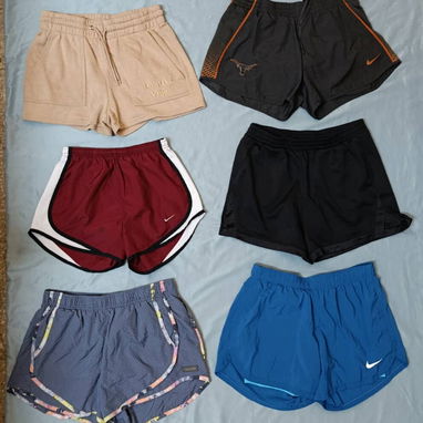 Ropas de uso , tengo pacas pequeñas, 56799461 51699376 - 6/10