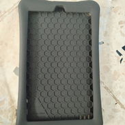Cover de tablet Amazon fire 7,solo para este modelo . - Img 51551101
