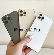 ❌iPhone 12 PRO ⚫️128GB 96%🔋mica, cable, forro y audífonos regalo❌ Variedad de Modelos 🔥 Garantia 💯 - Img 50174087