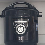 CAPACIDAD MAYOR (7 LITROS). COMODIDAD Y EFICIENCIA CON ESTA NUEVA OLLA REINA. USTED MERECE ESTA DISTINCIÓN...!!! - Img 56276576