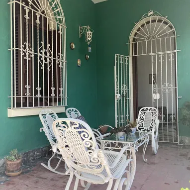 ✅Amplia Propiedad Horizontal en los bajos de Biplanta en Kohly, Playa🍀 - 2/10