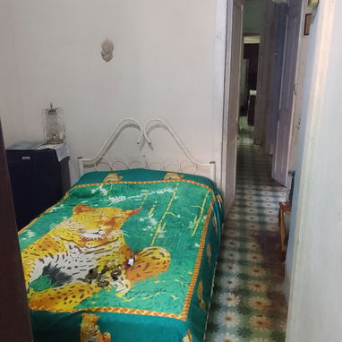 Venta de Apartamento 3 Habitaciones en La Habana: Buena ubicación y confort 🏡 - 6/10