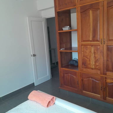 RENTA DISPONIBLE EN EL VEDADO - Img 120783232