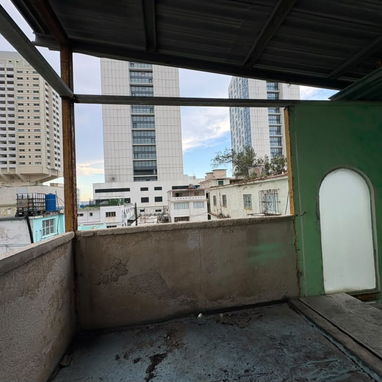 Venta de Casa En El VEDADO, en Calle 3ra, Por el Hotel GRAN ASTON - 6/8