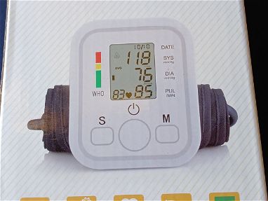 NUEVO / Gratis cable USB / Aparato para medir presión / Medidor de presión arterial / 53865708 - Img 66826703