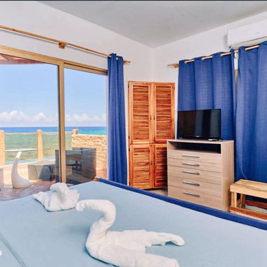 🏠 Renta de Casa en Santa Fé. 🌊 Tiene acceso directo al mar y jacuzzi.📞 Reservas: +5355149761. - 8/10