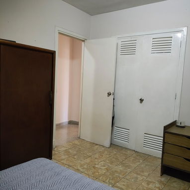 Ref#104 Ofertaaaa en el corazón del Vedado apto de 2 cuartos y 2 baños en perfecto estado a la venta! Inversión segura! - 2/10