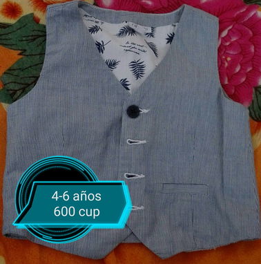 Jeans, shorts, guayaberita y otros para varoncito de 0-6 años - Img 95694047