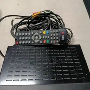 Caja decodificadora digital HD marca Realtv - Img 55212073