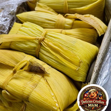 Comida criolla con tamales - 4/5