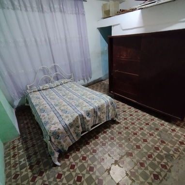 Casa en la Habana Vieja en bajos, no se va la luz en el casco historico - Img 121496610