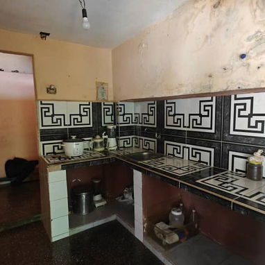 Vendo casa con todo en playa puente 5 9097239  Papeles en regla Precio 15mil  Cocina camas split televisor muebles refri - Img 123566139