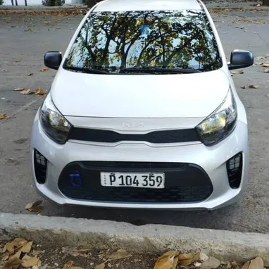 Vendo o negocio Kia picanto del 2020 mecánico con 20 mil kilómetros - Img 87199914