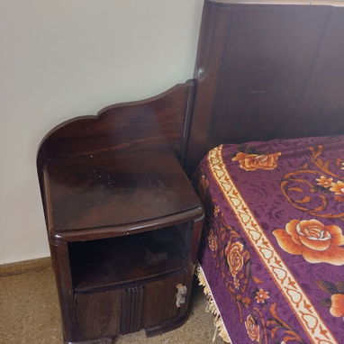 Vendo Camas sin colchón ,PC de Buró y Buró - 4/10