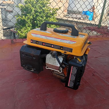 Vendo planta electrica de gasolina - Img 127646163