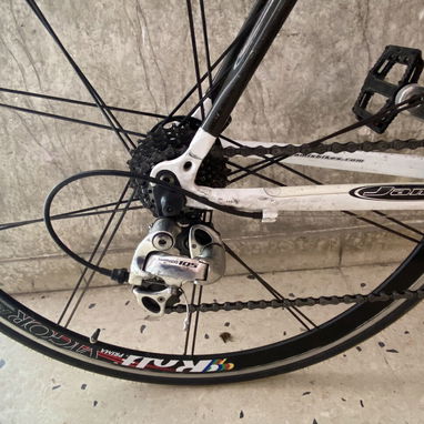 Bicicleta de ruta de aluminio y fibra de carbono - Img 123399179