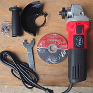 🔊PULIDORA 750W:35USD🔊 🫴5 DISCOS 🫴JUEGO DE CARBONES 🫴LLAVE  🫴MANGO 🫴GUARDERA*electródomestico - Img 57644274
