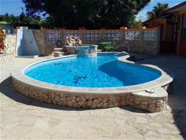 Maravillosa! Casa de renta en playa Guanabo piscina+billar 120 USD - Img 61465611