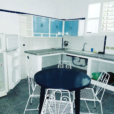 🏠 Apartamento De Renta En Nuevo Vedado.💡 Tiene respaldo energético.🛏️2 habitaciones. 📱 Reserva: +5355149761 - 2/9