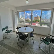 Comodidad y Estilo en este espacioso apartamento ubicado en el Vedado. - Img 54158141