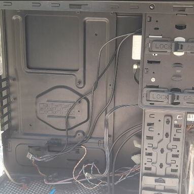 Chasis GAMING Cooler Master - 2/2