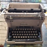 2000 cup máquina de escribir Underwood - Img 45855674