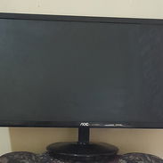 Se Vende monitor de PC para piezas - Img 56041942