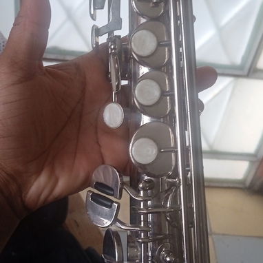 Saxofón - Img 124687562
